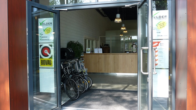Ik vond een heel goed autobedrijf in de buurt van mijn woning